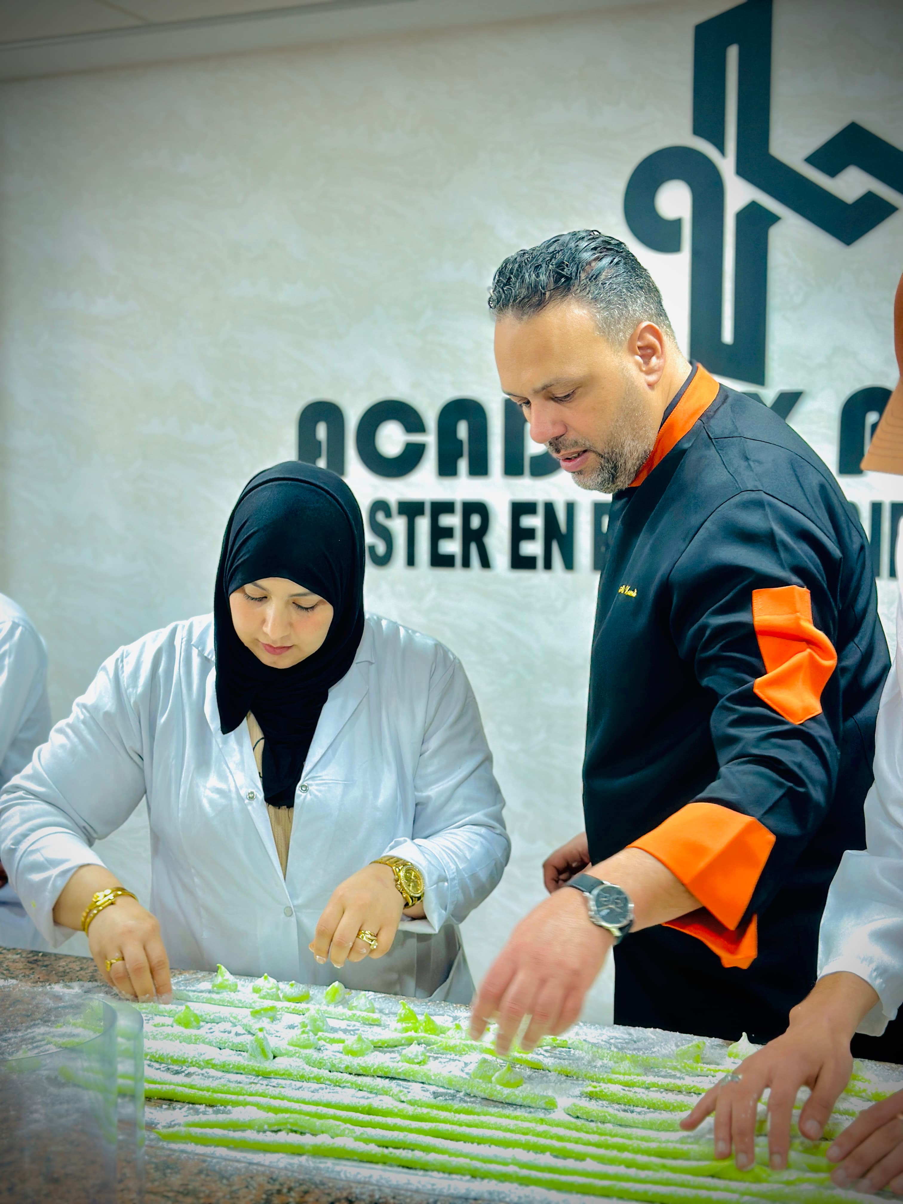 تكوين مستمر: الحلويات الدولية - 1